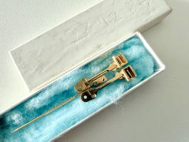 BULOVA rare et original Pin « diapason » en finition dorée
